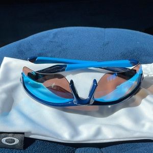 New Oakley Quarter Jacket blue frames.